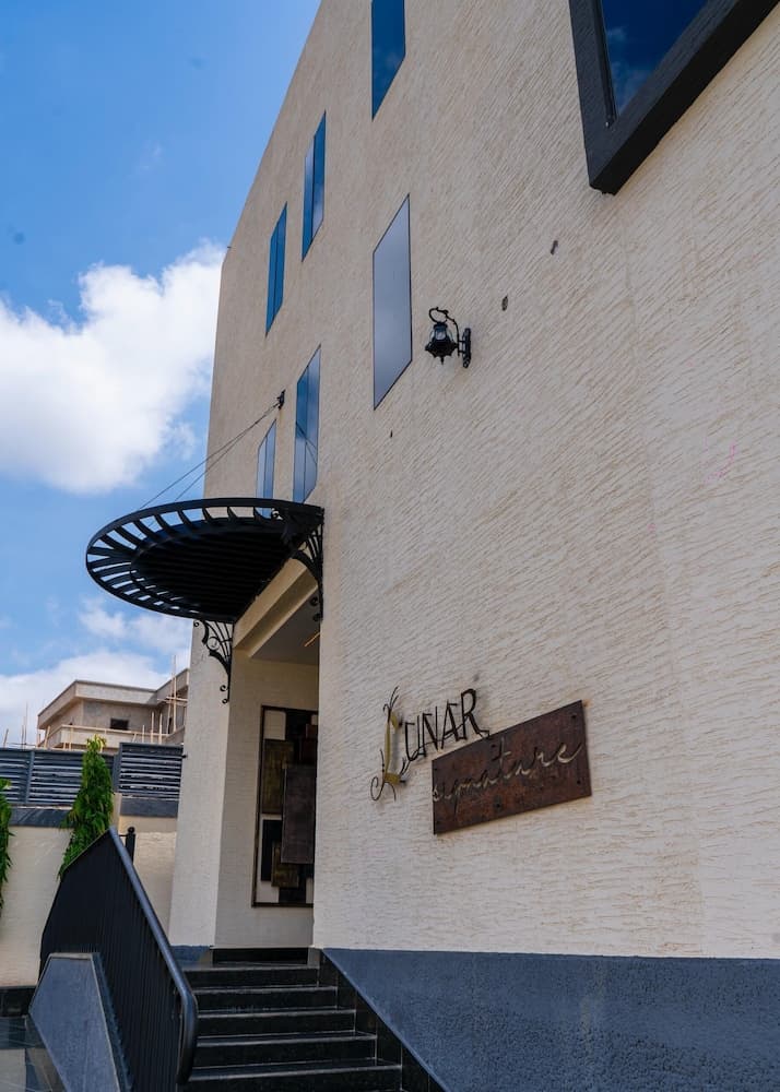 Lunar Signature Hotel & Suites