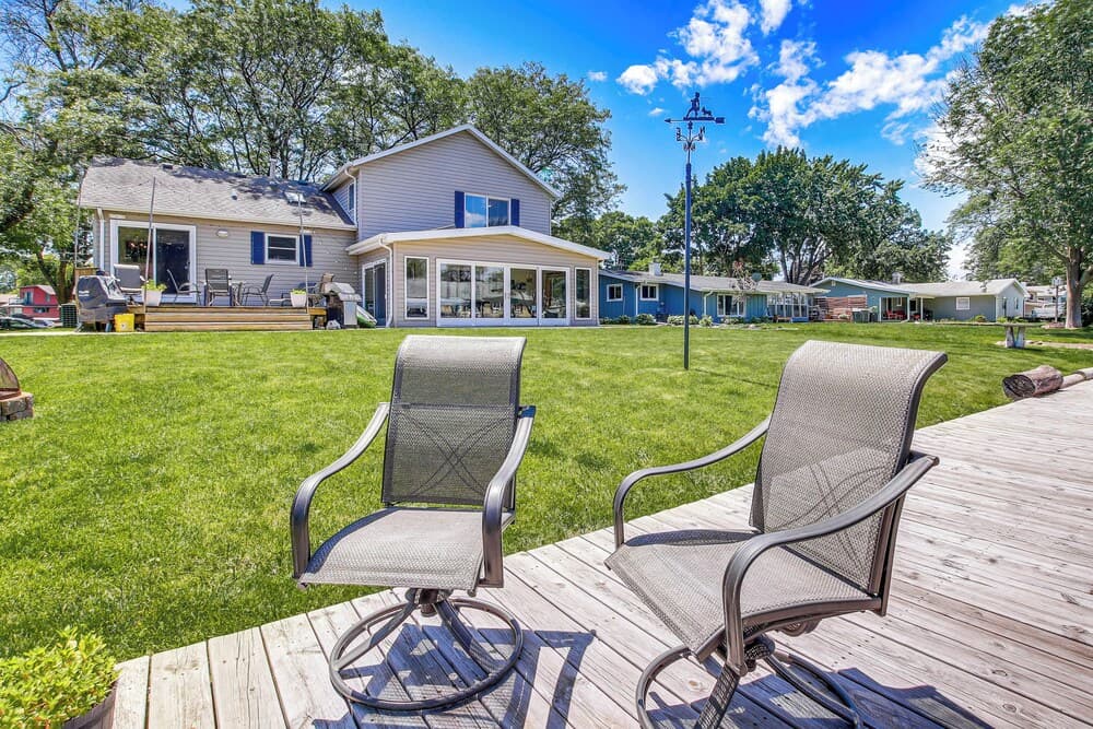 2 Mi to Dtwn Oshkosh: Canal-front Family Getaway!