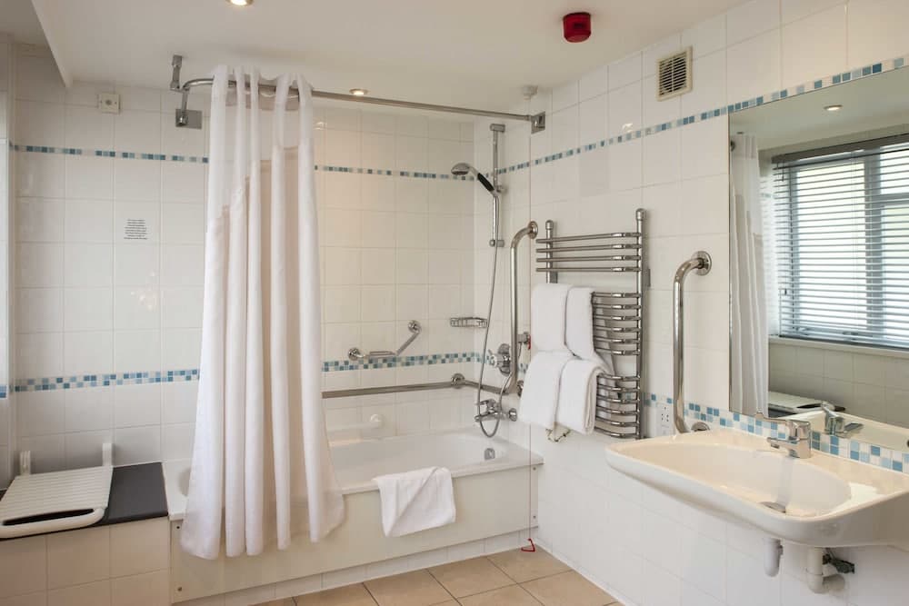 Holiday Inn York by IHG 3