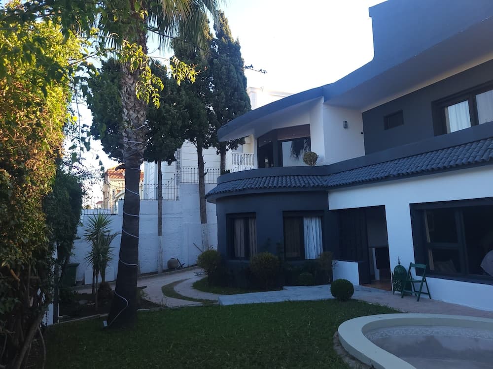 VILLA ADAM