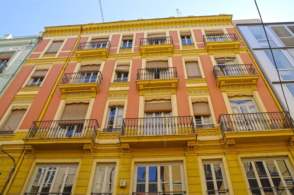 Down Town 13 Apartments