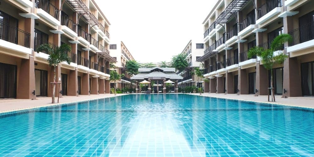 Summer Tree Hotel