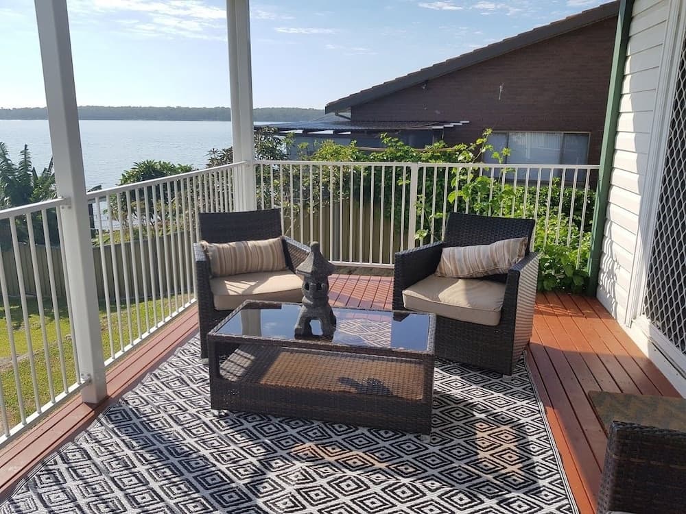 Lake Escape - Lake Macquarie
