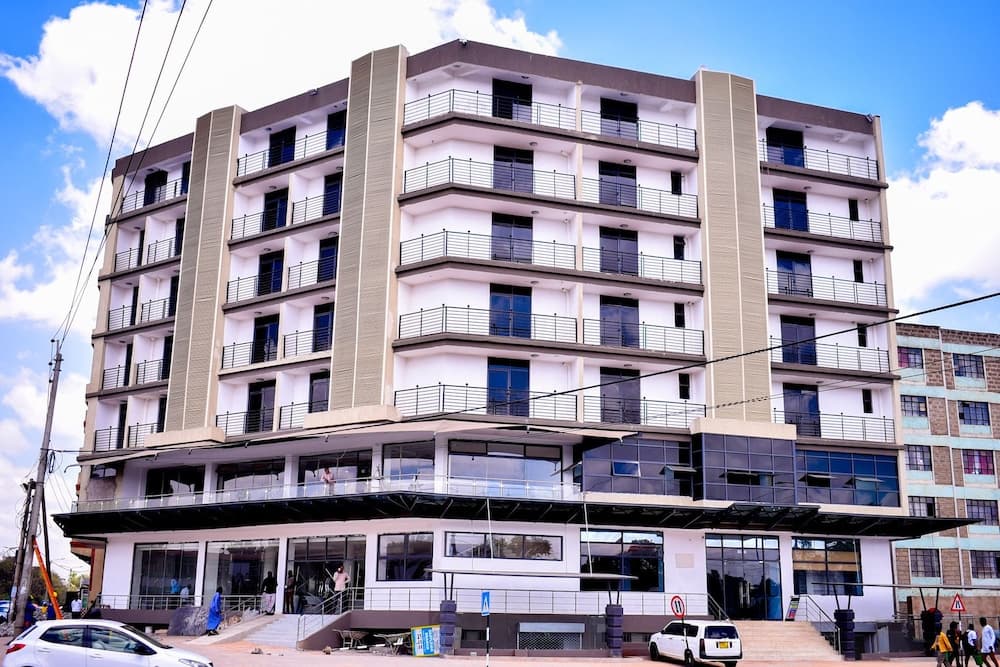 Urban Point Hotel
