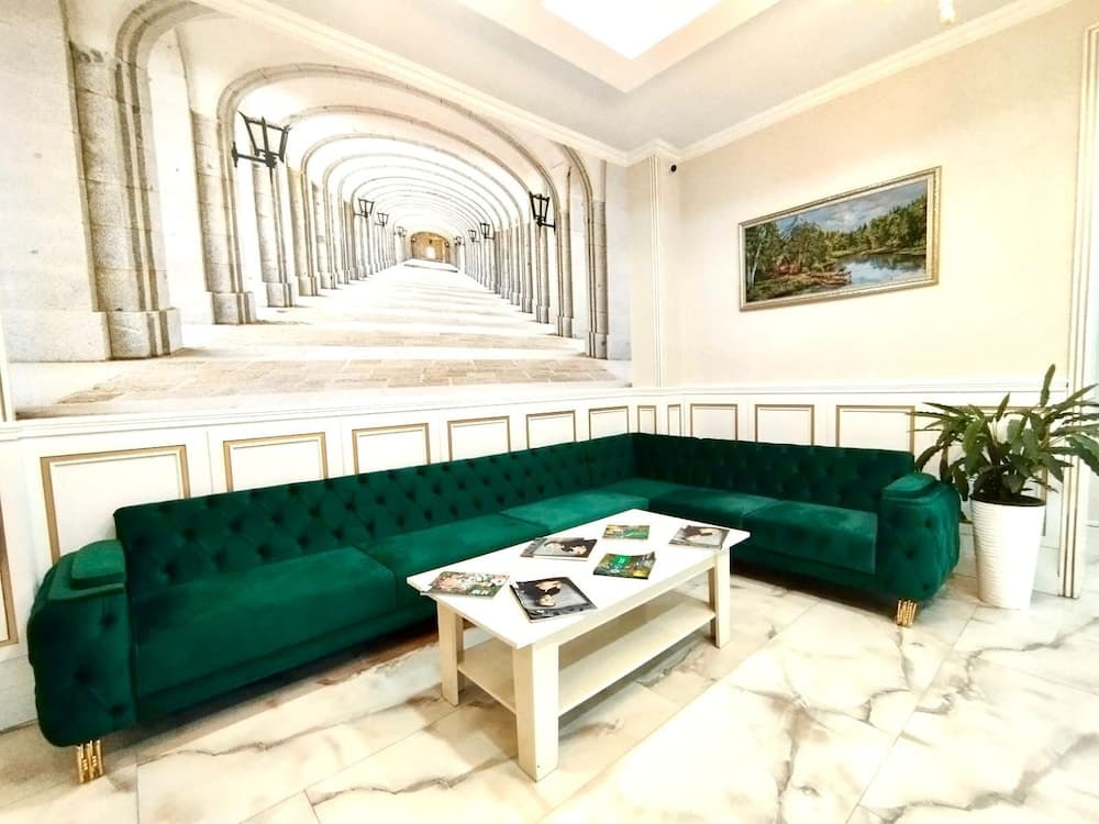 Maris Hotel Baku