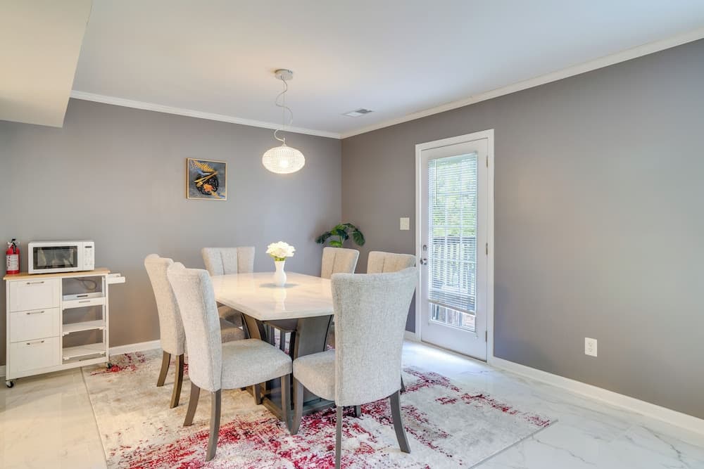Cozy Home in Louisville: Near Bardstown Road!