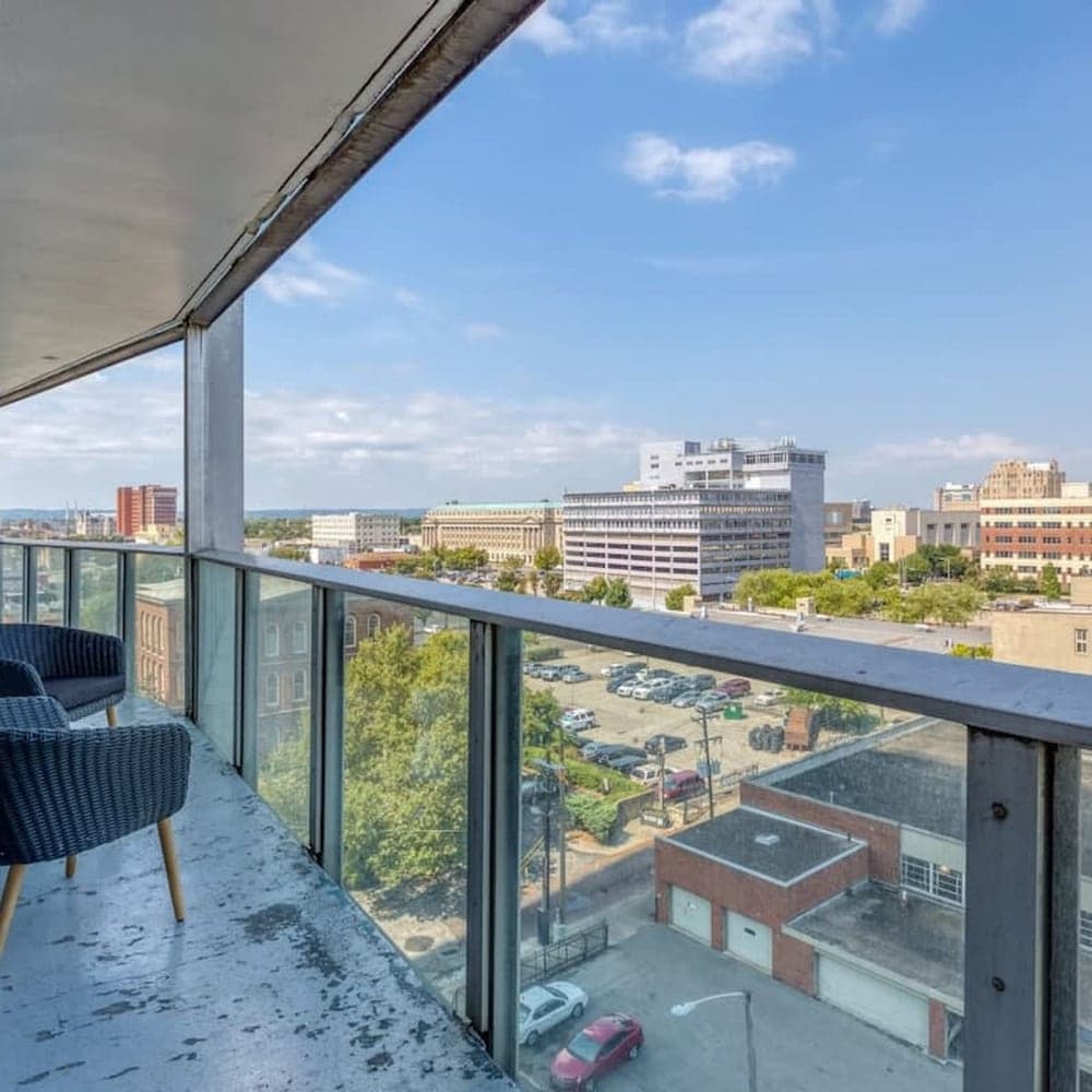 TWO 800 Tower Cozysuites w sky Pool Lounge 8flr