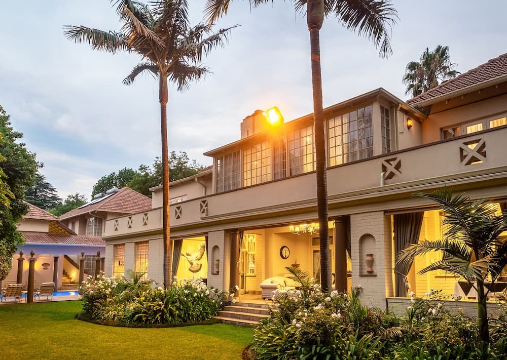 10 2nd Avenue Boutique Hotel by Dream Resorts