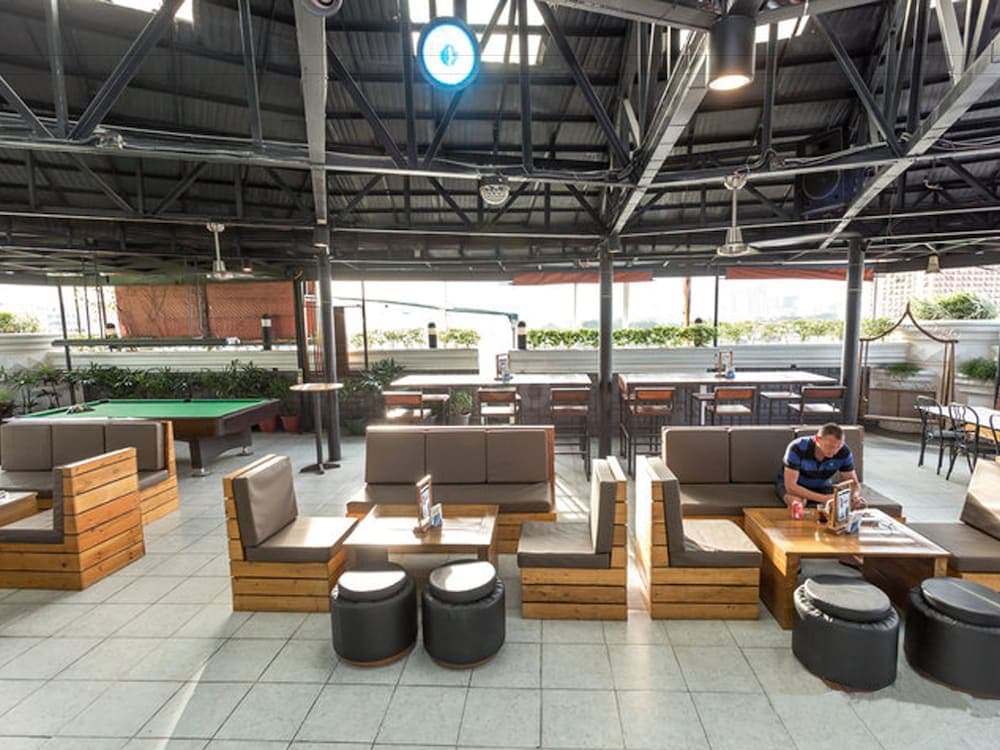 Urban Travellers Hotel