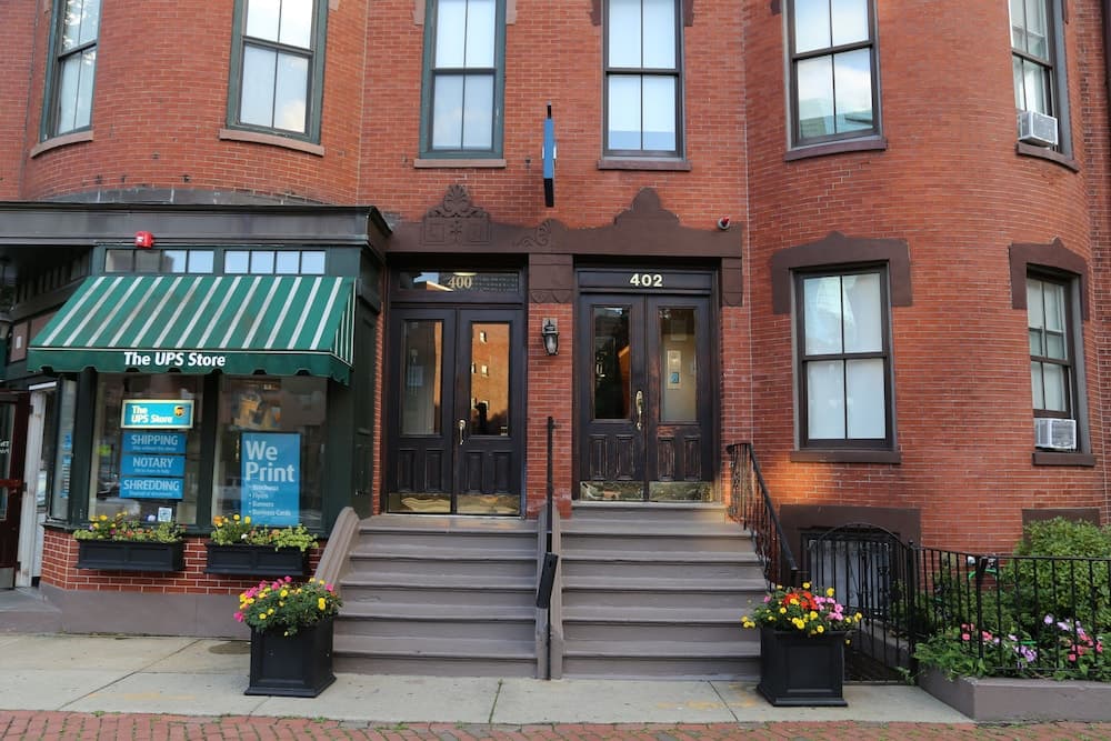 Maverick Suites at 400 Columbus Ave