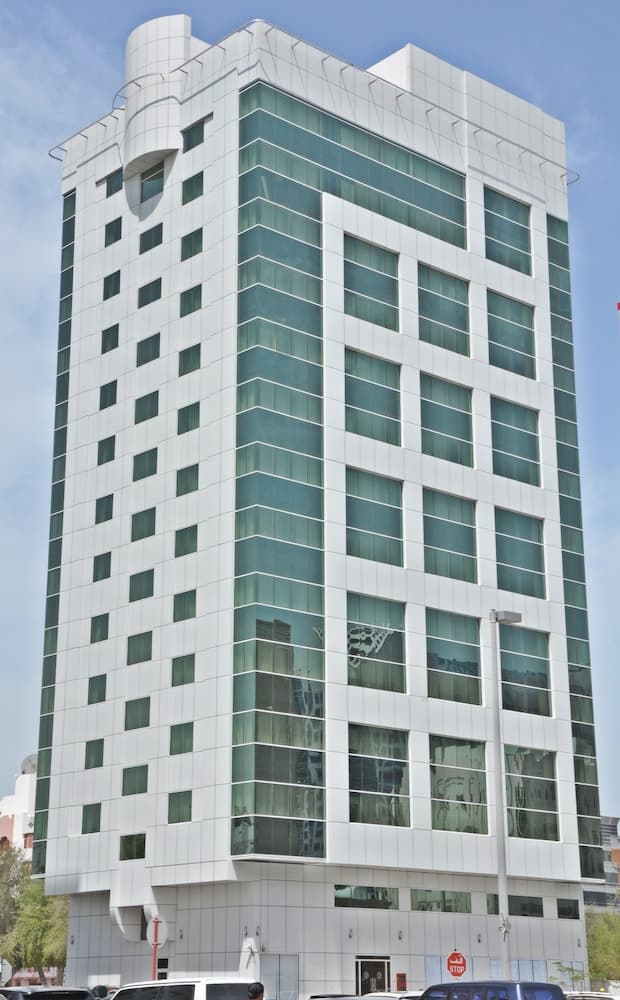 Ramee Royal Hotel Apartments