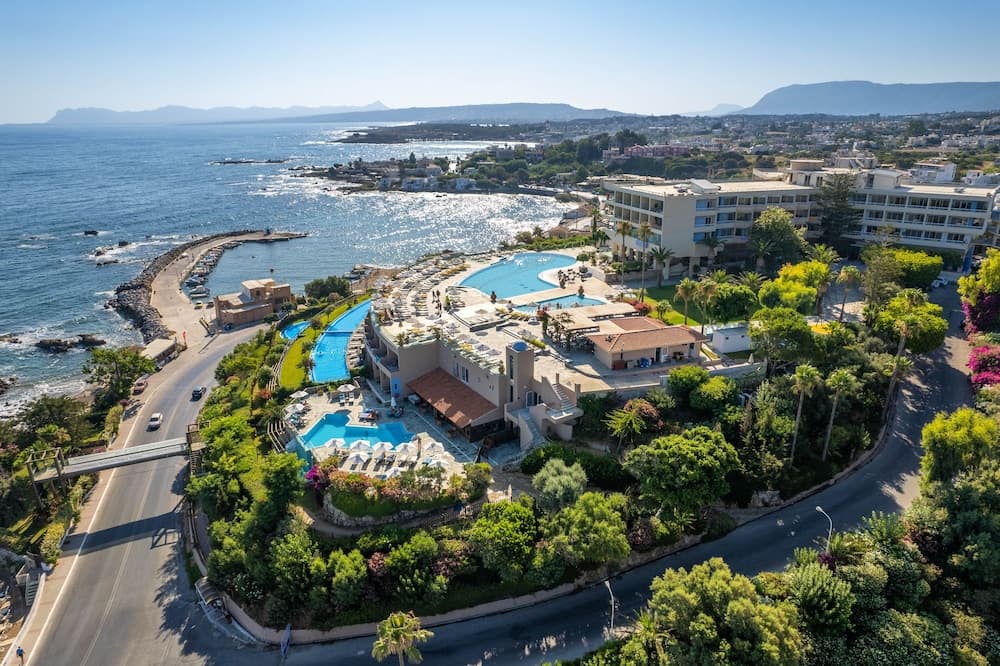 Leptos Panorama Hotel