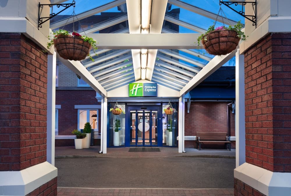 Holiday Inn Express Strathclyde Park M74 JCT 5 by IHG
