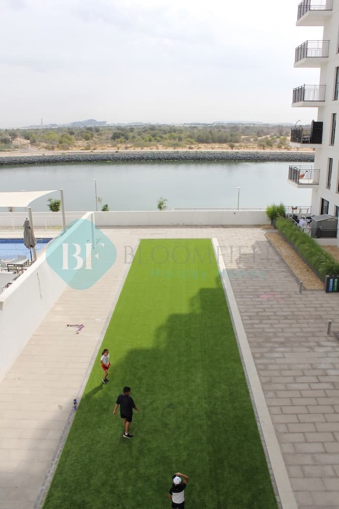 Stunning canal view apartment Yas island