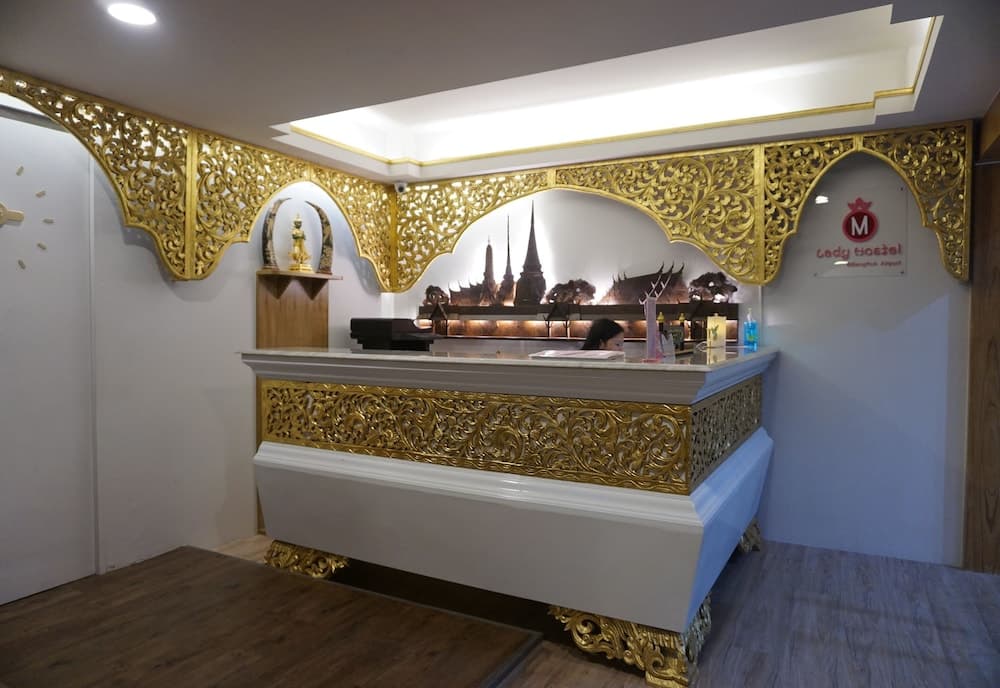 Mariya Lady Hostel At Suvarnabhumi Airport - Female Only