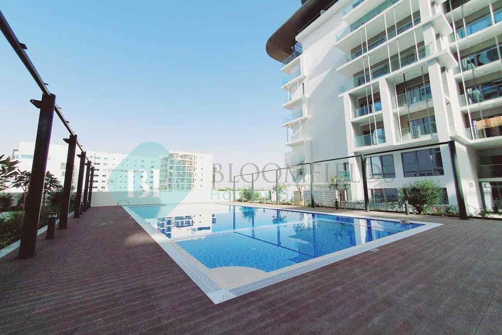 Bloomfields Classic STU in Oasis Masdar