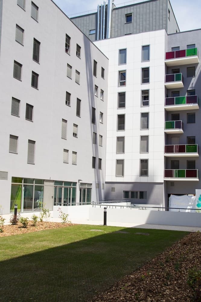 Q7 Lodge Lyon 7