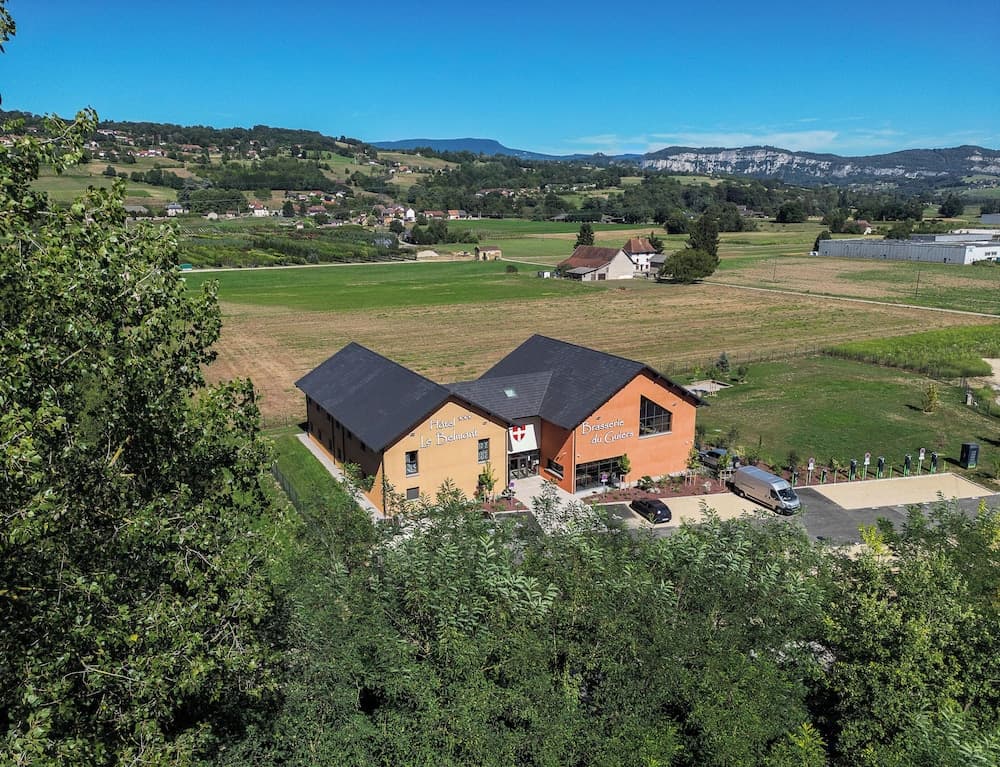 Hotel Le Belmont - Brasserie Du Guiers