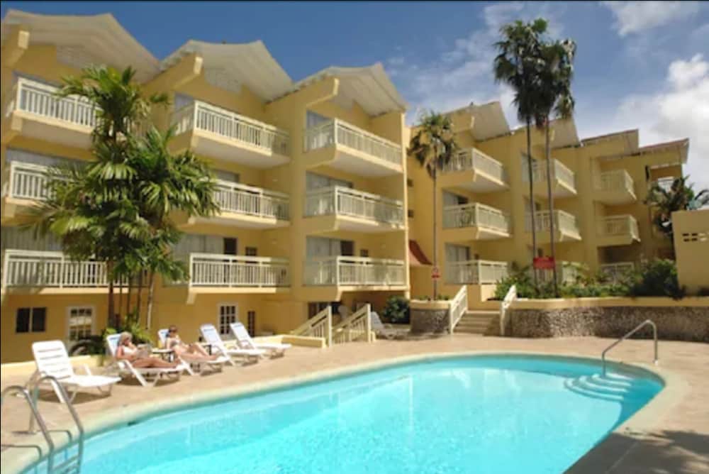 Golden Sands Hotel
