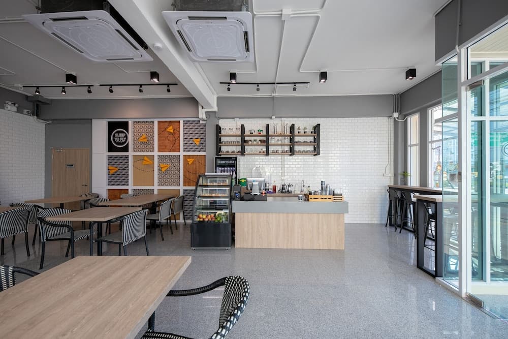 Sleep To Fly Hotel & Hostel