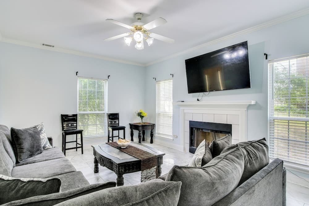 10 Mi to Augusta: Georgia Family Home w/ Yard
