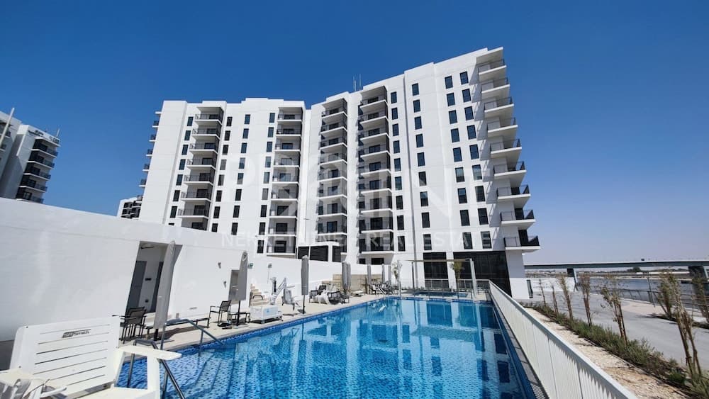 Nasma Luxury Stays - Water's Edge in Yas