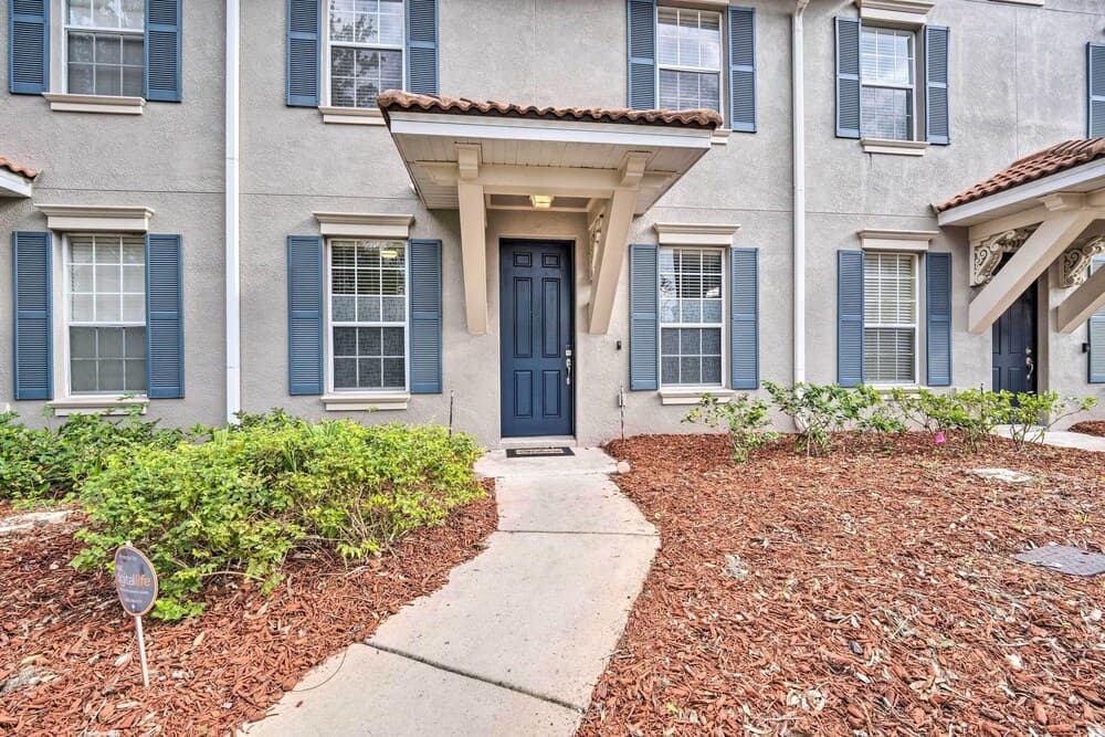 15 Mi to Disney: Kissimmee Townhome w/ Patio