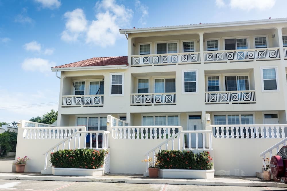 Cleopatra Villas