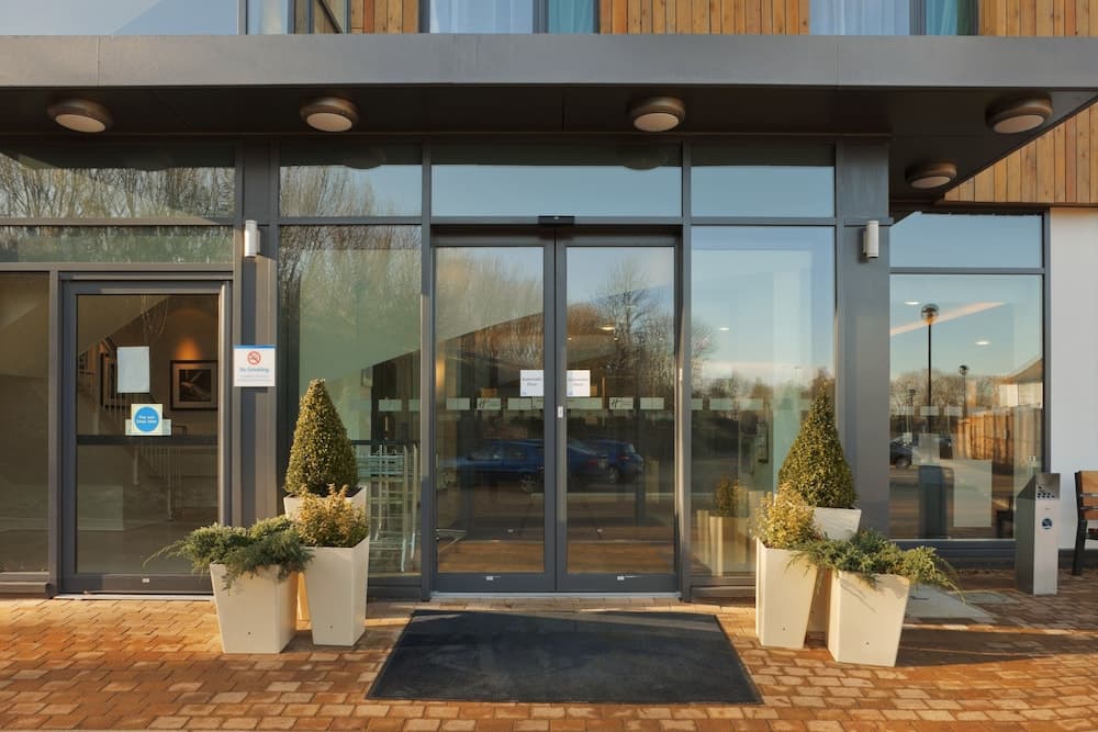 The Duxford Hotel - Cambridge South M11 Jct 10