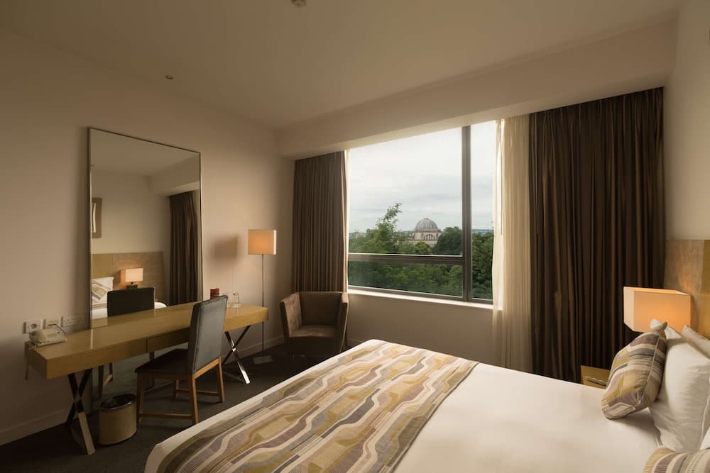 Park Plaza Cardiff 4