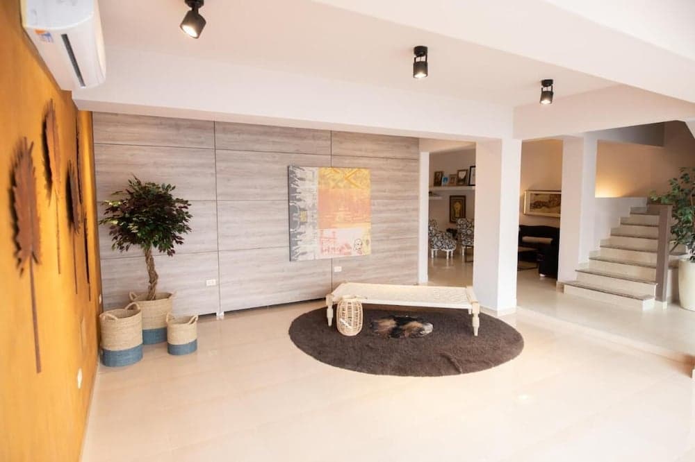 HOTEL SOLANO