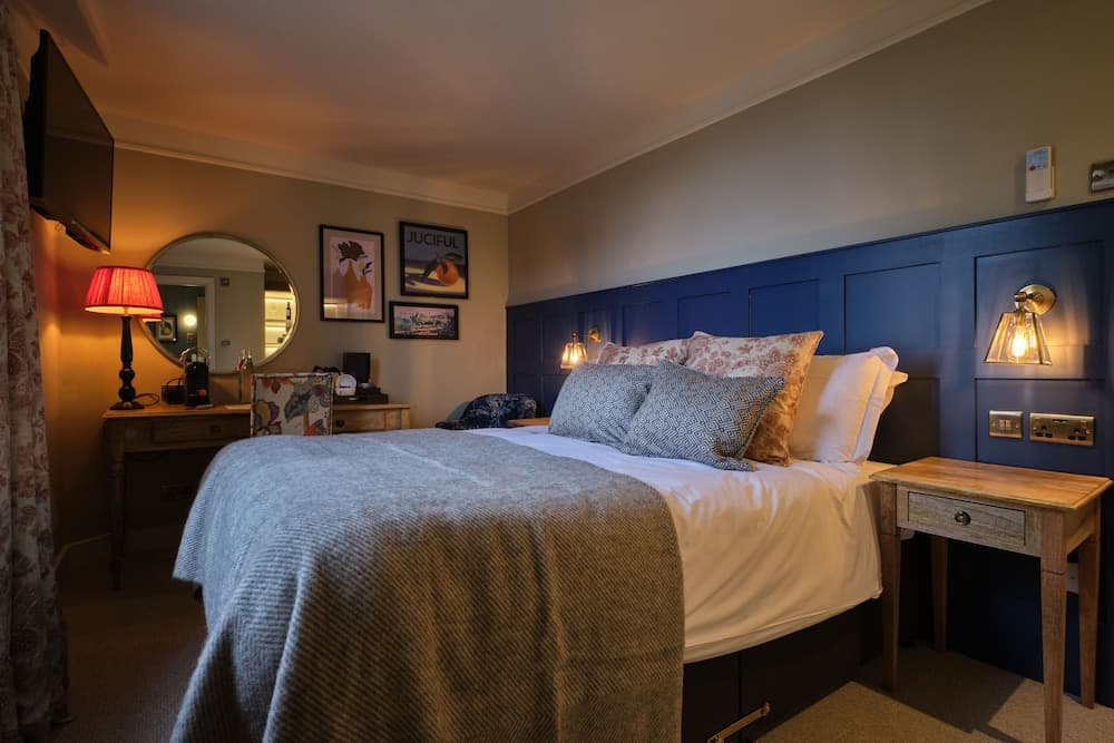 The Bear Hotel 4