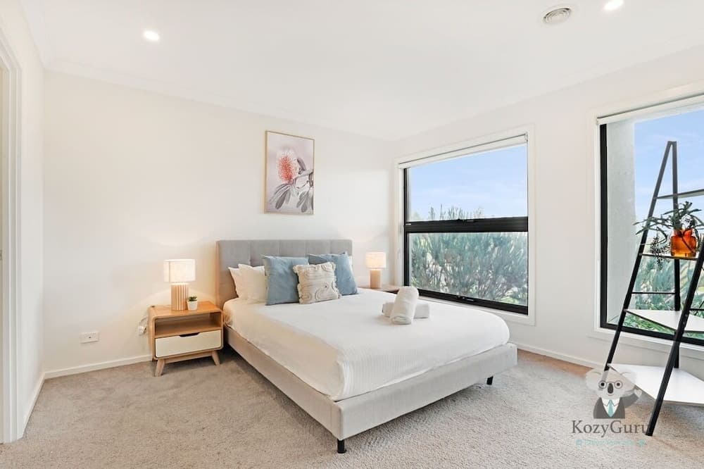Kozyguru | Greenvale | Charming 7 Bed House
