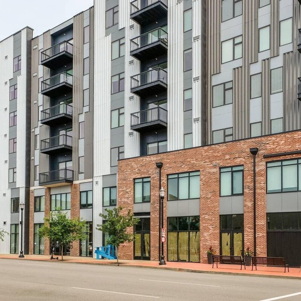 Modern Nulu 2BR Cozysuites 06