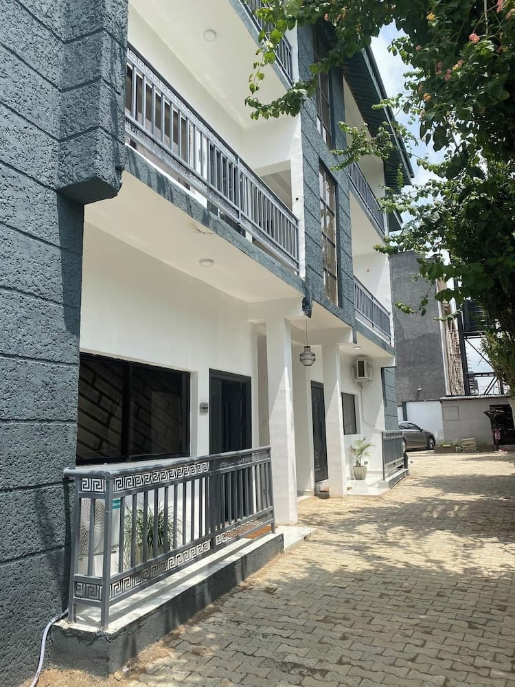 Duplex 16 Apartments