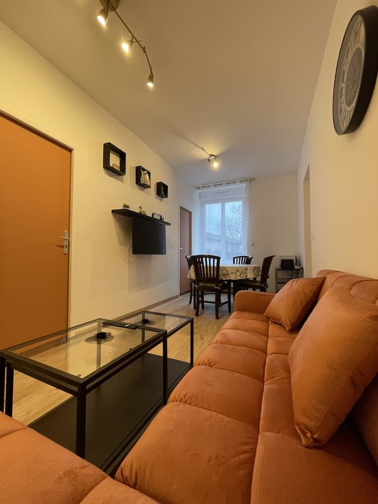 3-bedroom Apartment With Premium Amenities