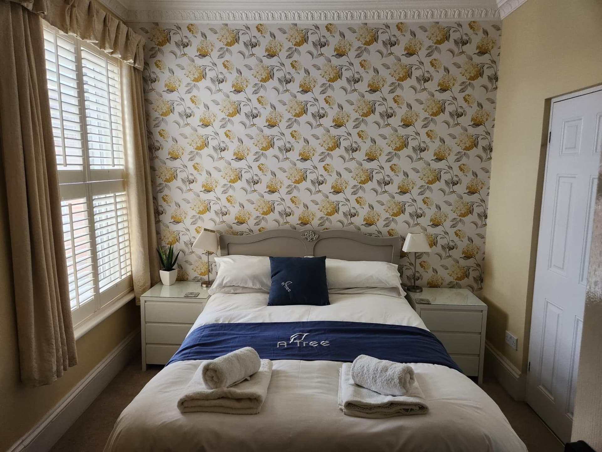 The Mayfair guest house self catering 5