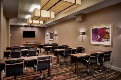 Sonesta Hotel Baltimore Inner Harbor 2