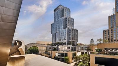 Conrad Los Angeles 2
