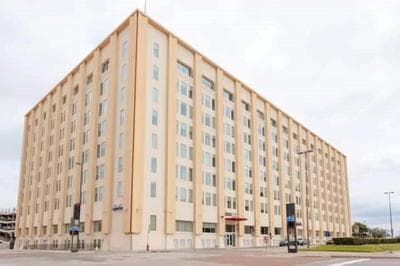 Dallas Downtown Stay with Pool and Walkable Access 2