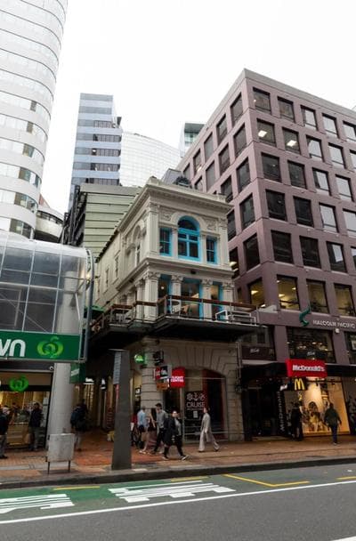 Lambton Quay Loft - Sleeps 11 2