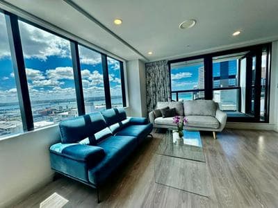 Spectacular Auckland CBD Views 2