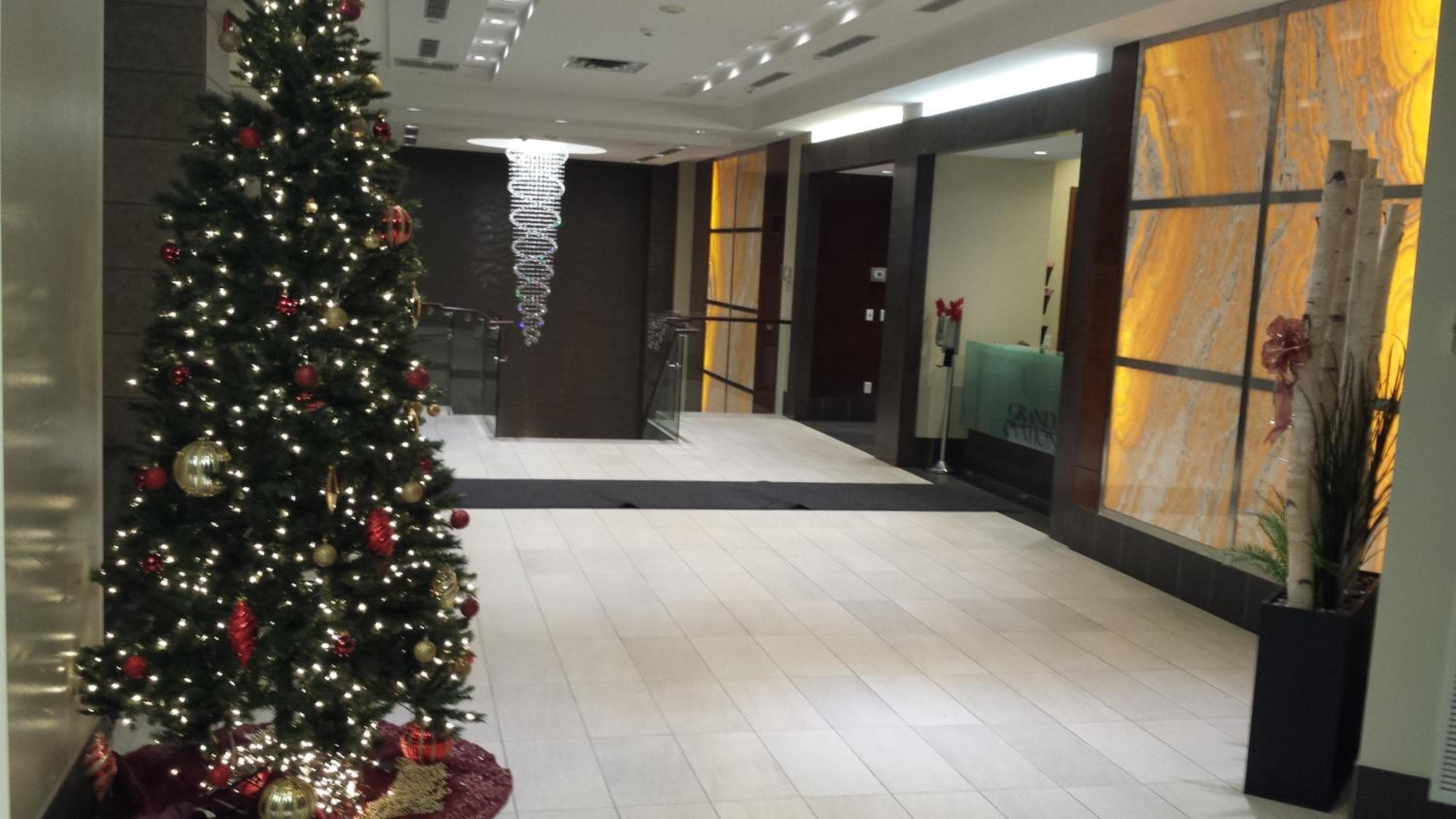 2 BEDROOM 2 Bathroom Best Value Prime Location in Missisauga