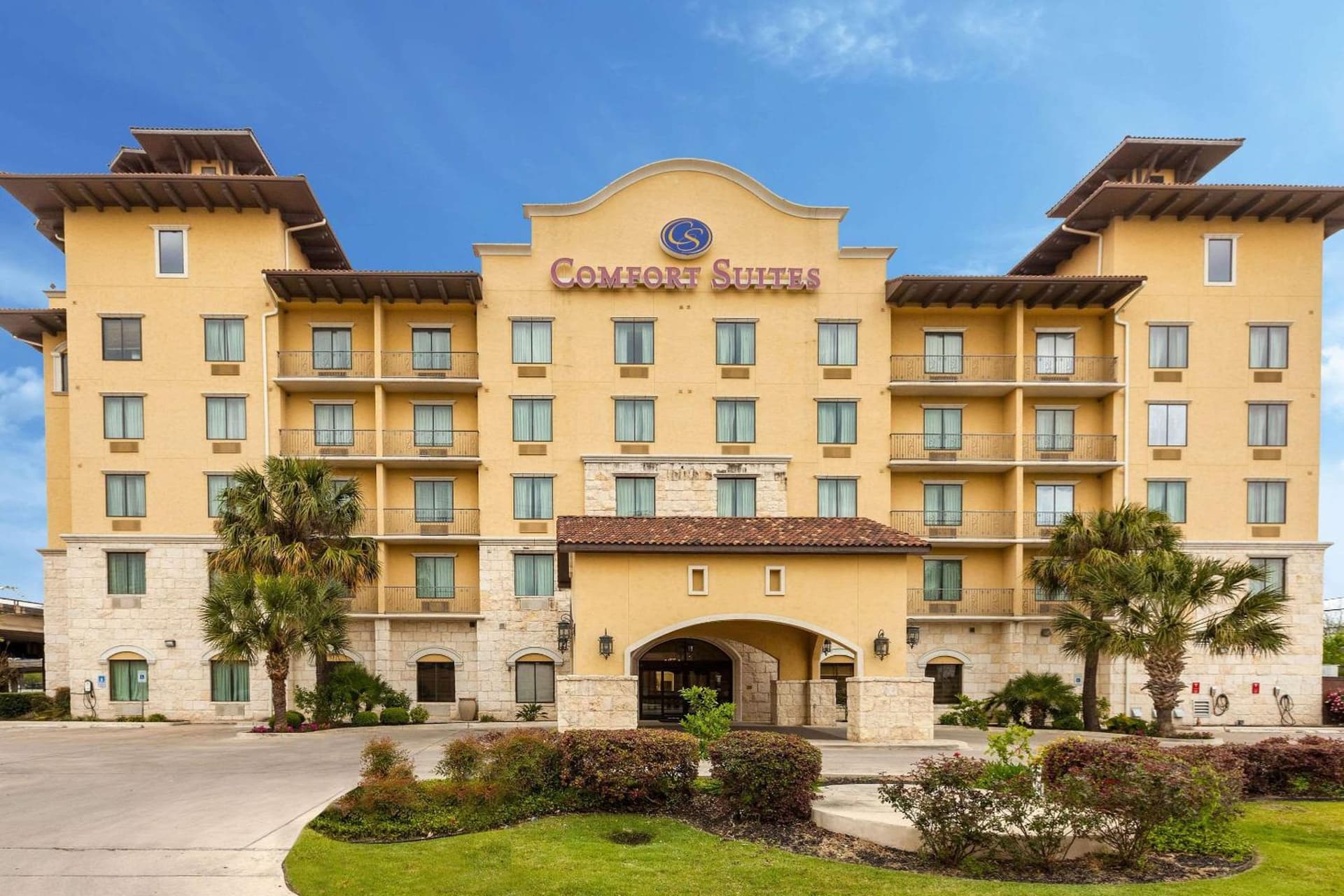 Comfort Suites Alamo-River walk