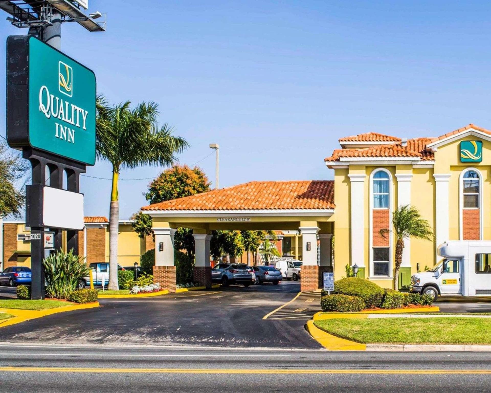 Quality Inn Tampa Airport - Cruise Port