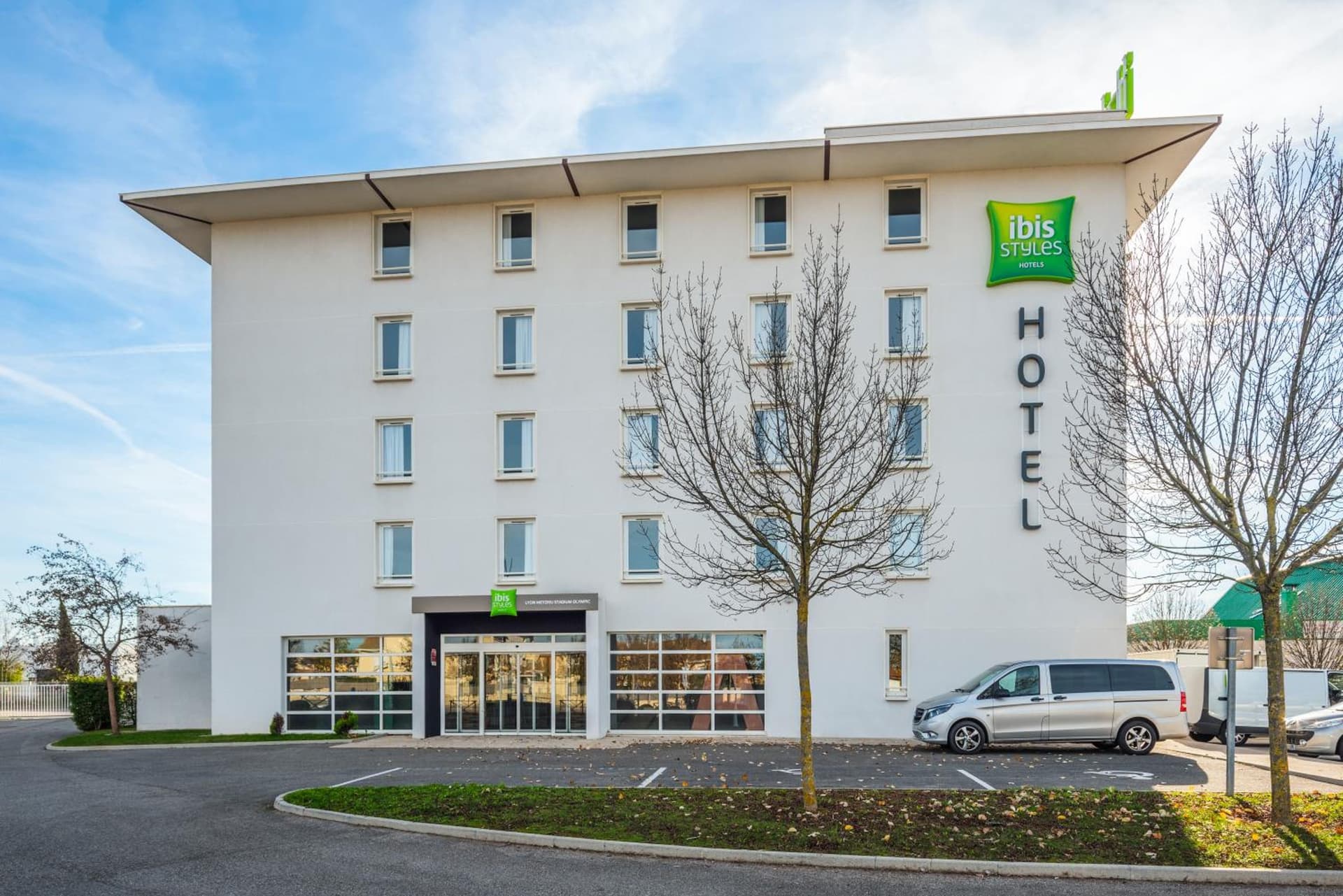 ibis Styles Lyon Meyzieu Arena Stadium