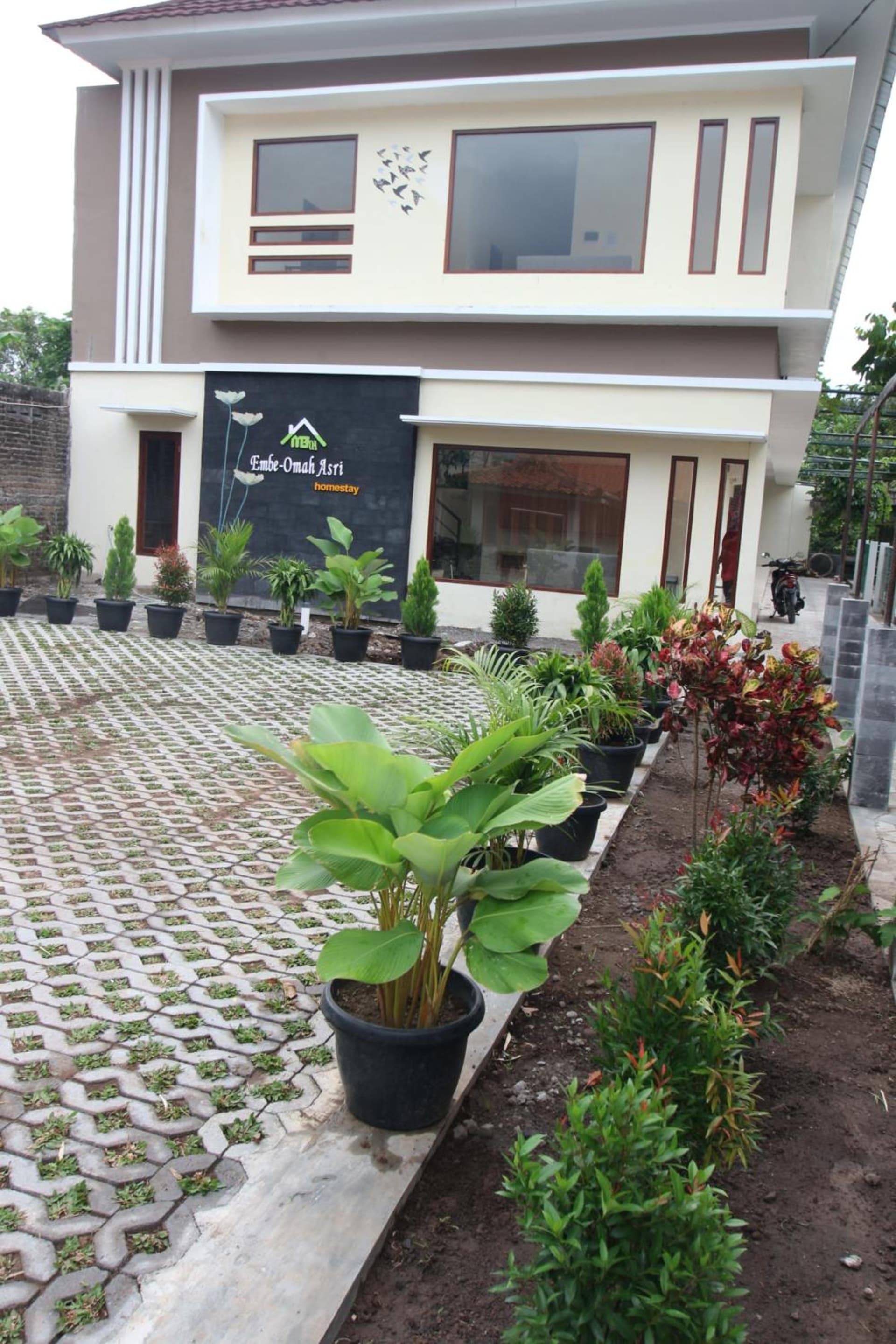 Embe Joglo Homestay