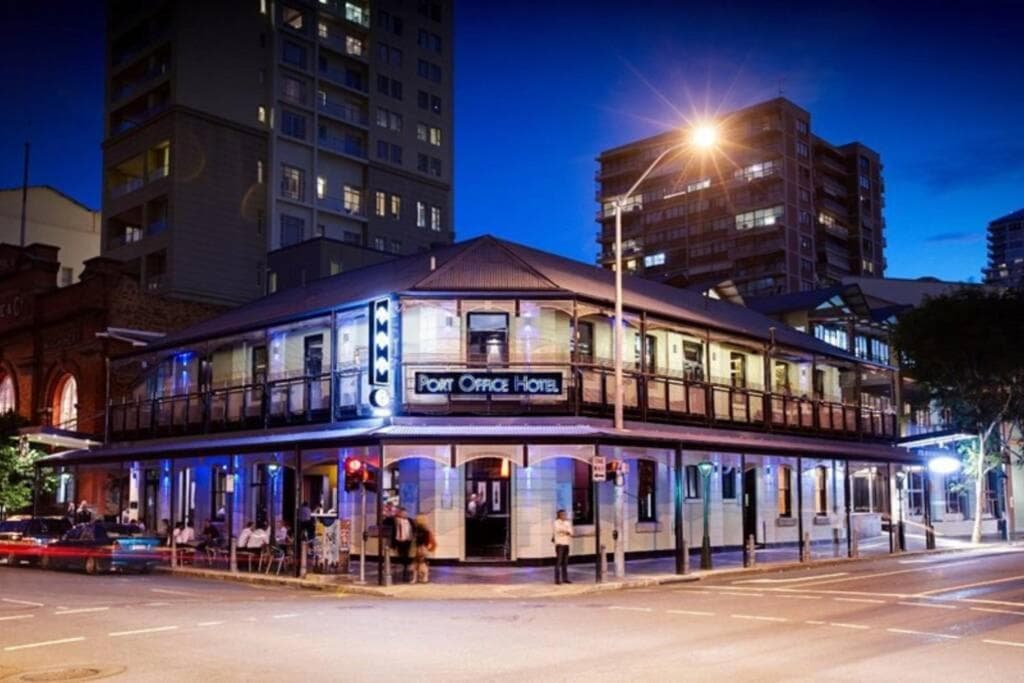 Lvl 57 Skytower Breathtaking Views CBD Wifi Carpark by Stylish Stays