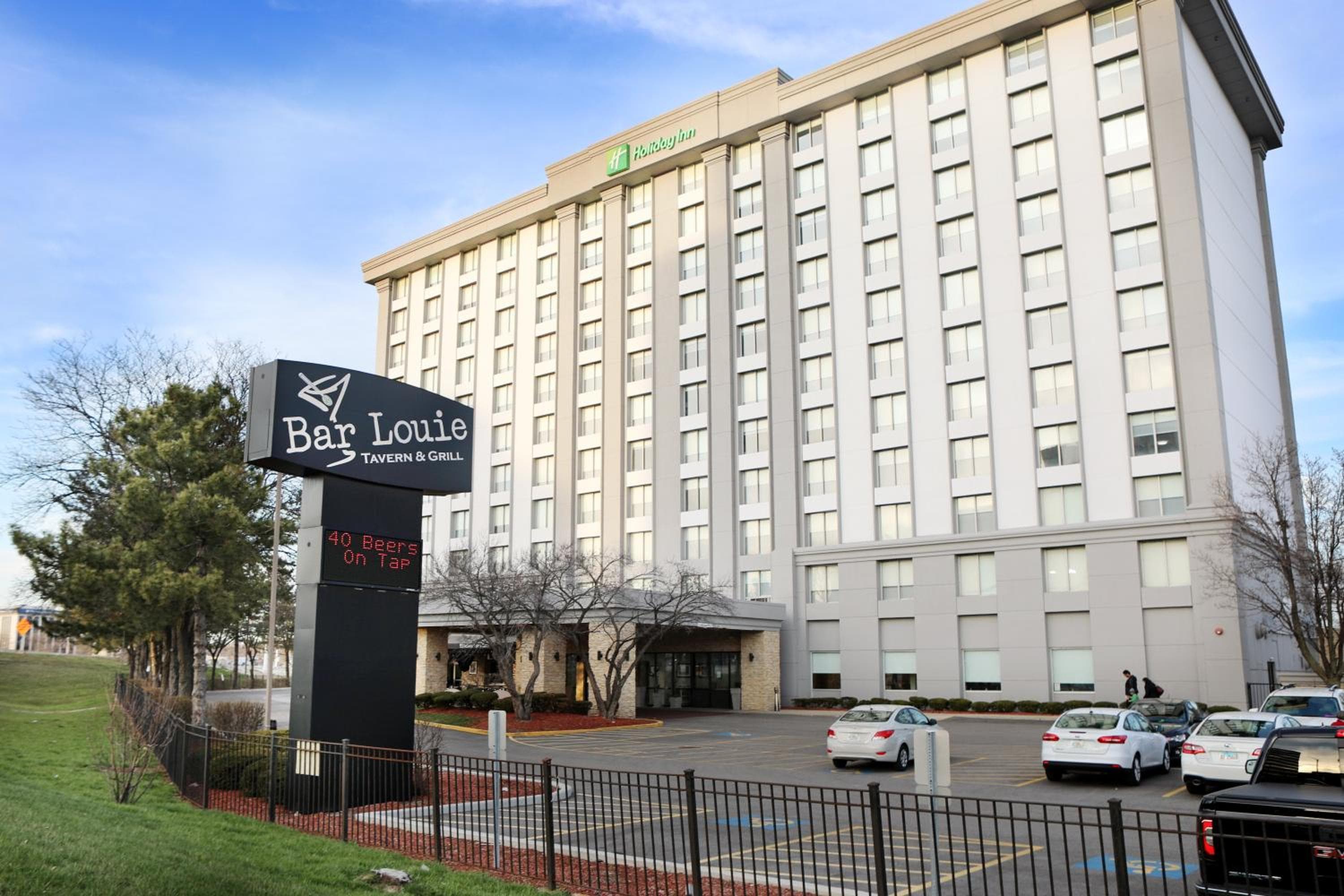 Holiday Inn O'Hare Area by IHG