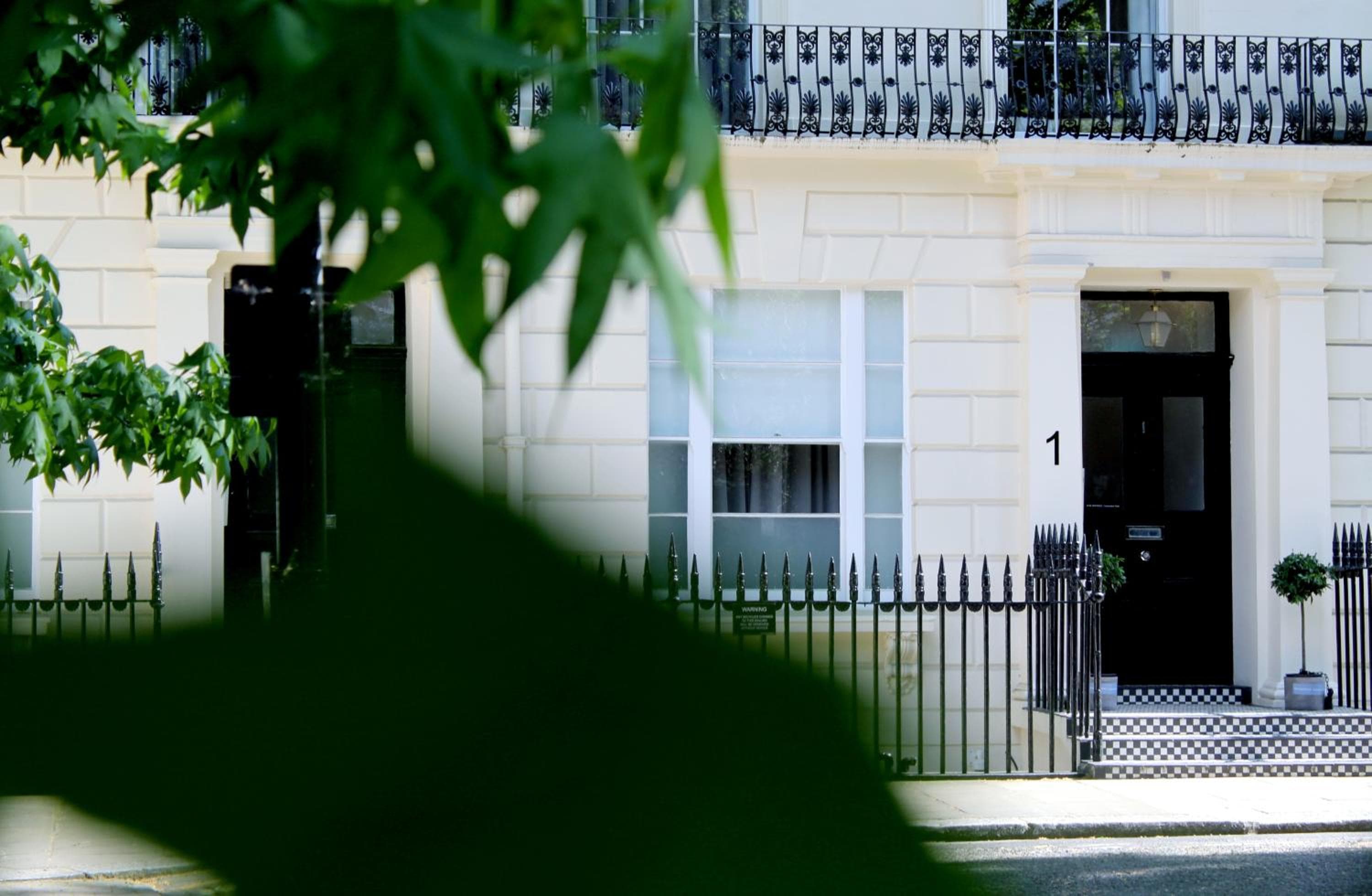 1 Craven Hill Gardens